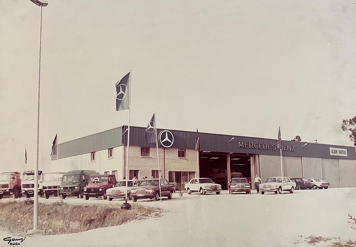 1977